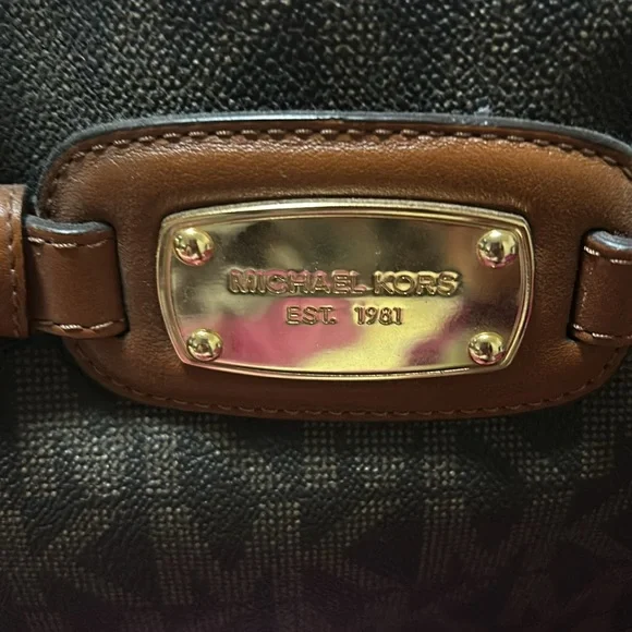 Michael Kors tote bag - Picture 2 of 9